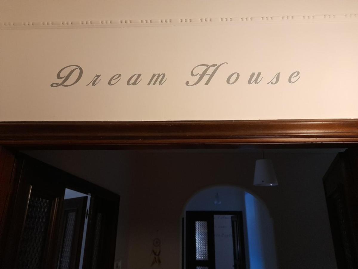 Dreamhouse Apartment L'Aquila Bagian luar foto